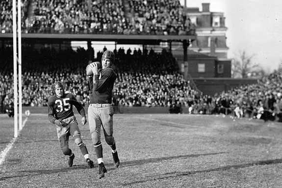 Sammy Baugh intercepts Q4 pass in EZ.